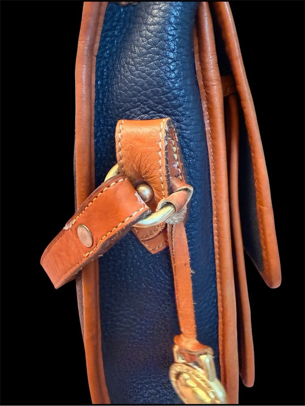 Vintage Dooney & Bourke All-Weather Leather Surrey Carrier bag